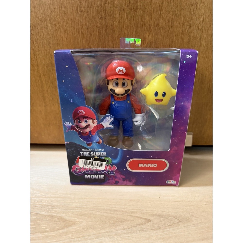 The Super Mario Nintendo Galaxy Movie Mario Figurine w/ Star Accessory [NEW]